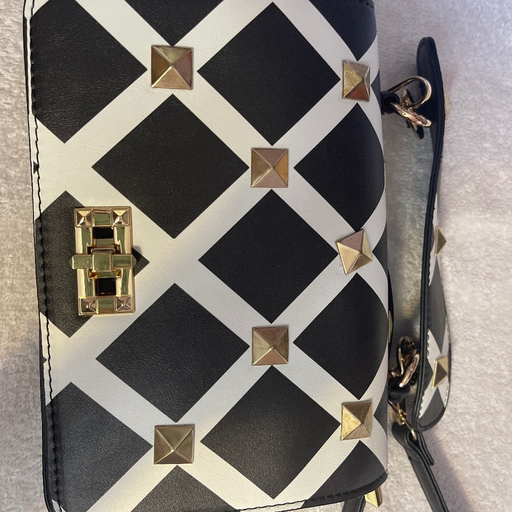 Cross body